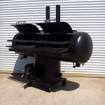 racks inside of t pit/smoker